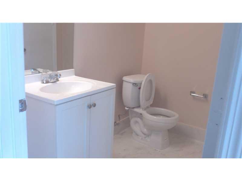 LAKES BY THE BAY SEC 8 - Residential