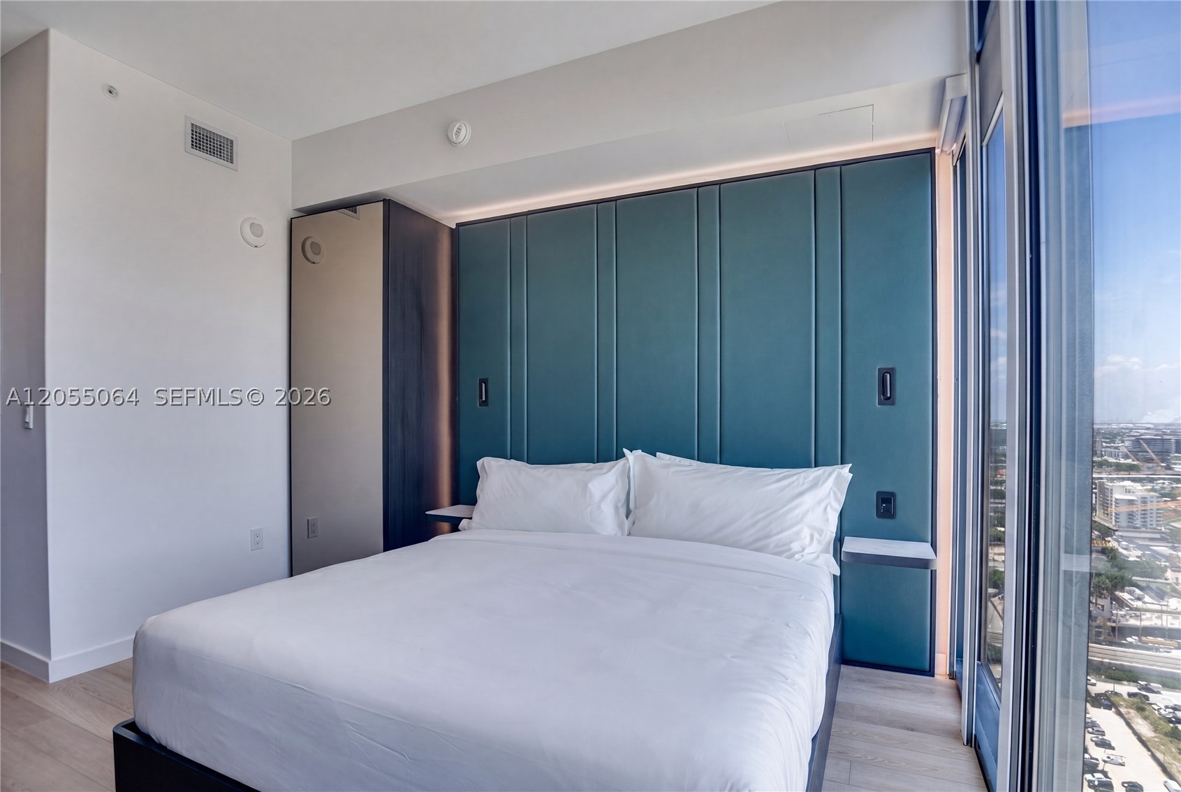 MIAMI NORTH - Residential Lease