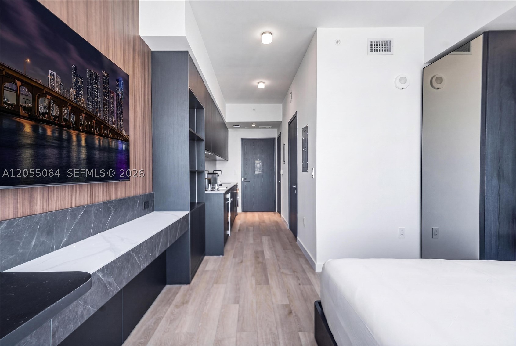 MIAMI NORTH - Residential Lease