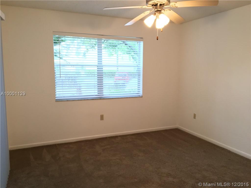Le Club/Old Cutler Condo - Residential Lease