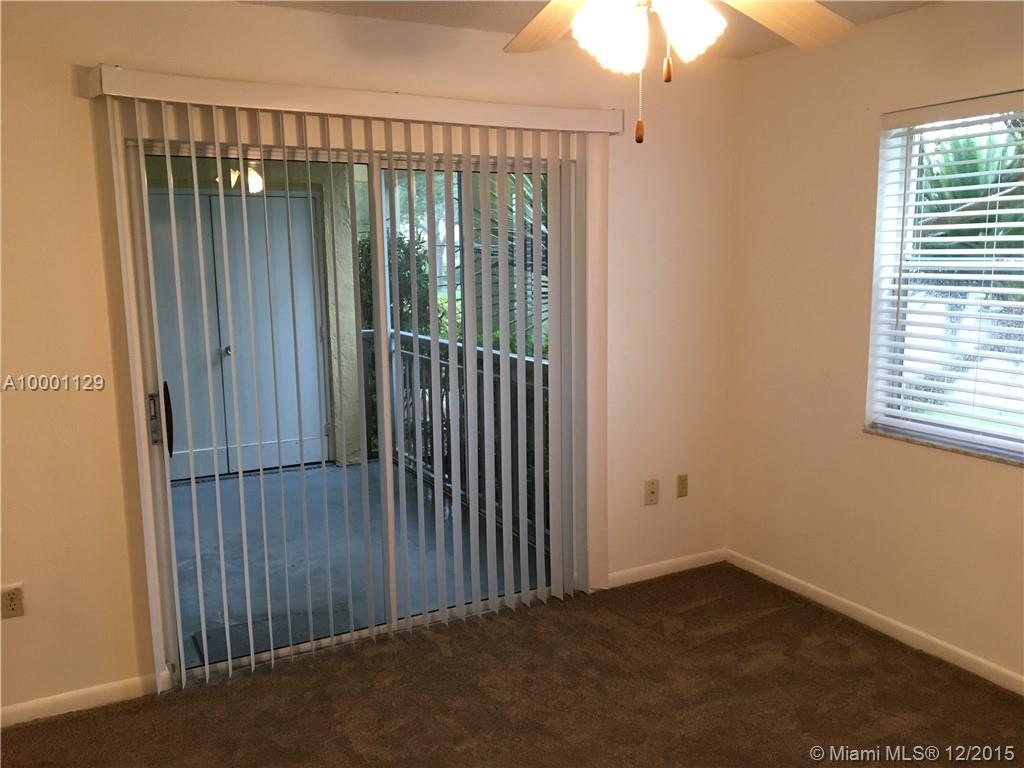 Le Club/Old Cutler Condo - Residential Lease