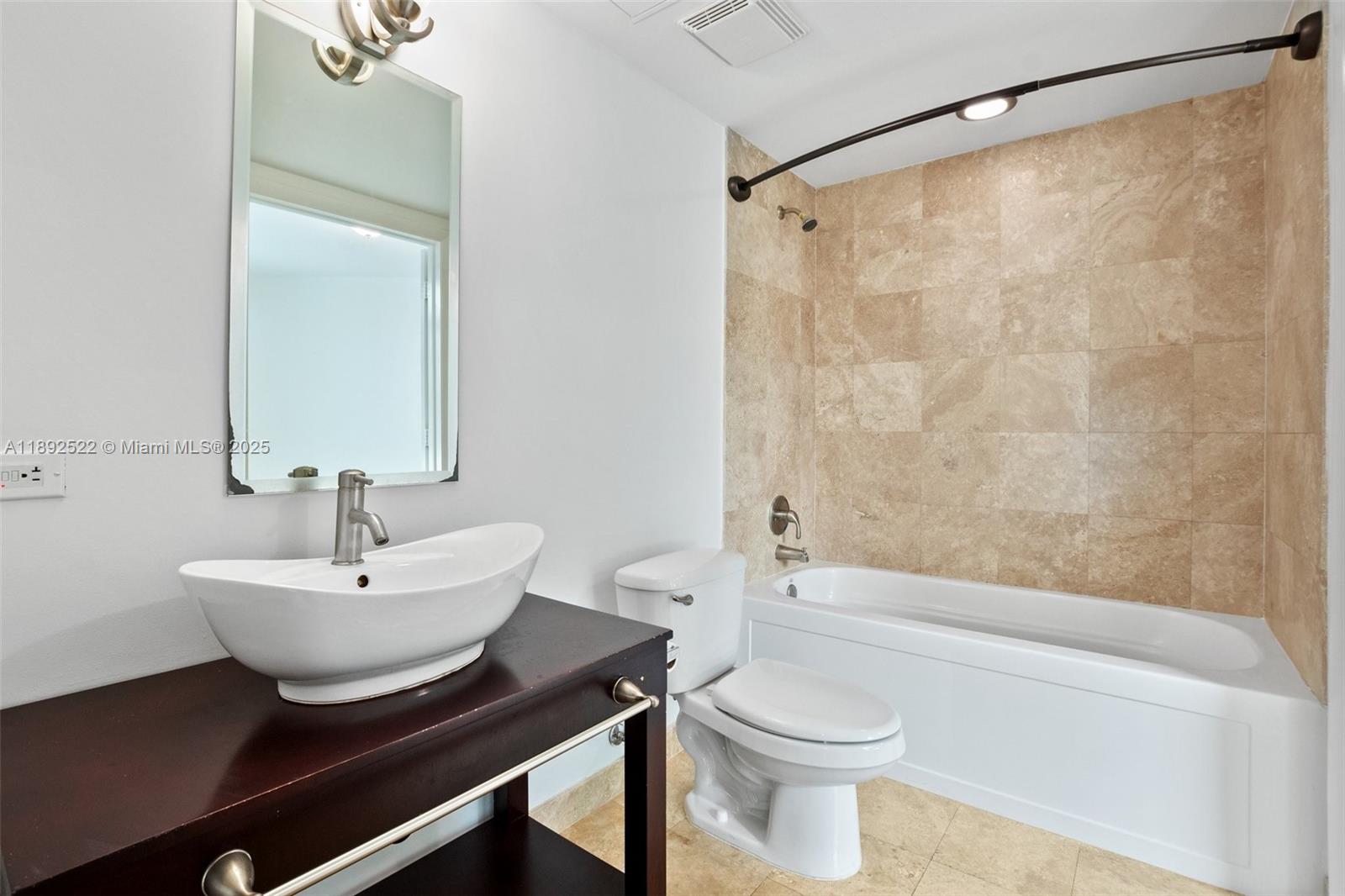 Wind Condo - Residential Lease