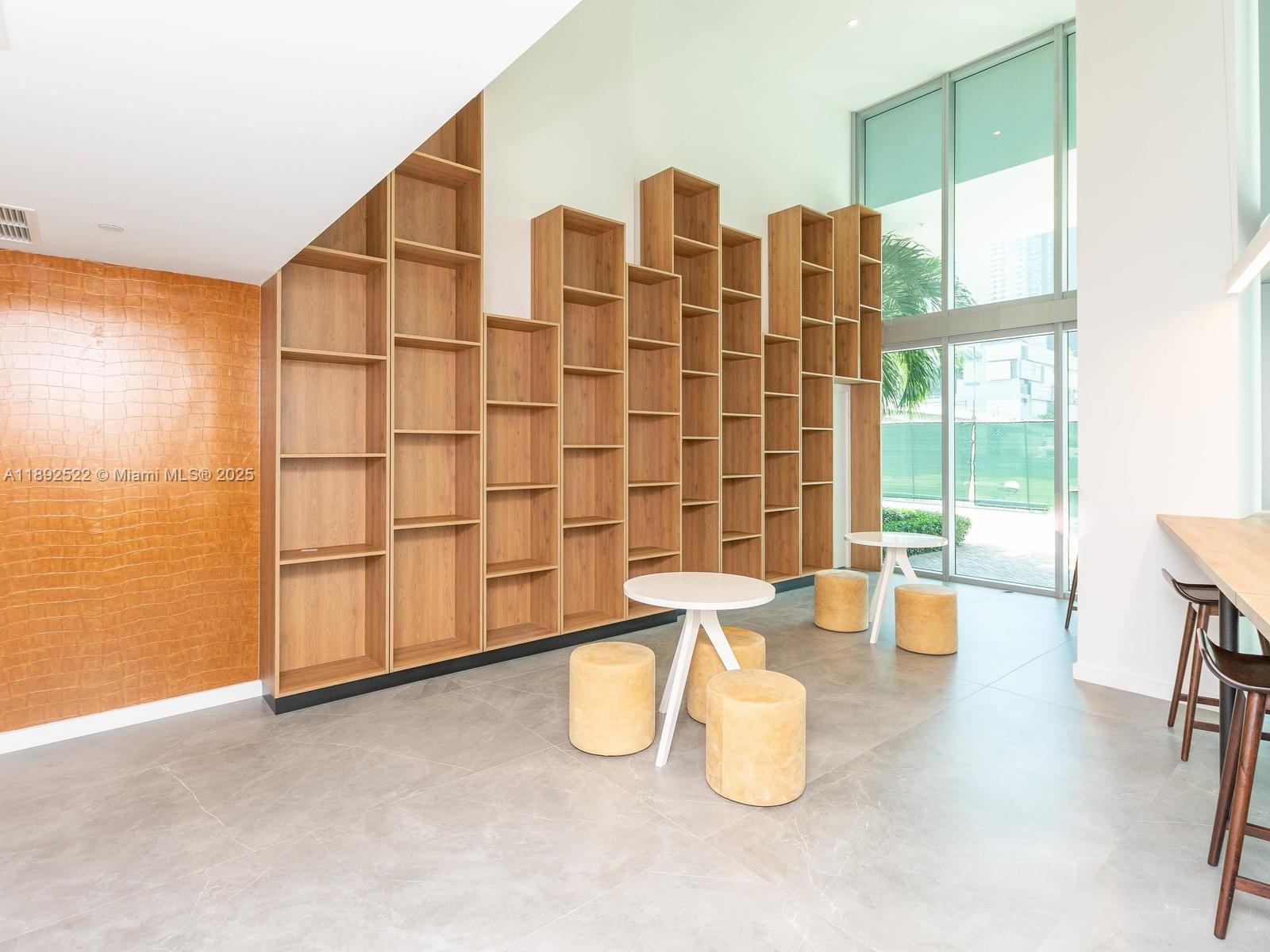 Wind Condo - Residential Lease