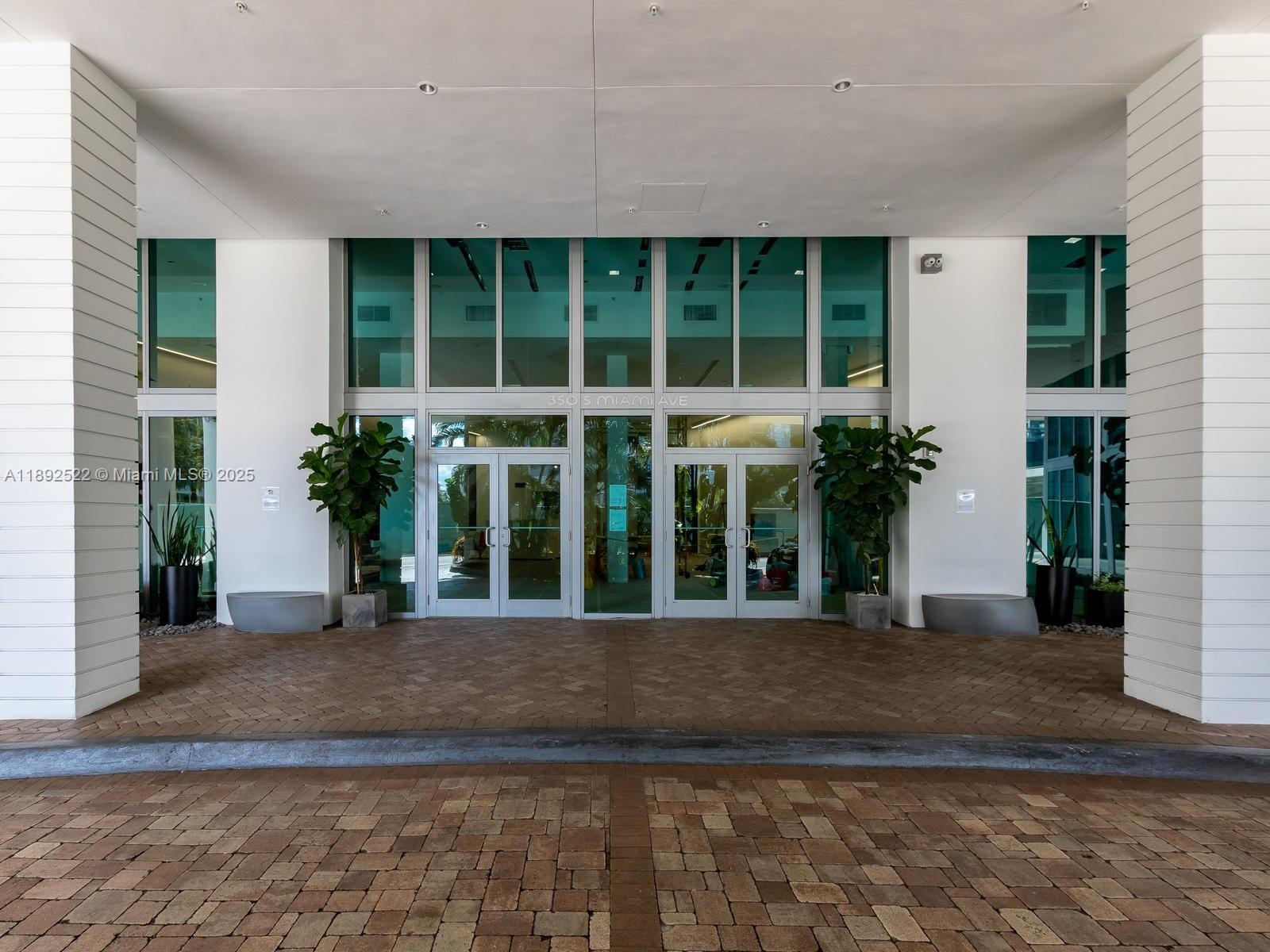 Wind Condo - Residential Lease