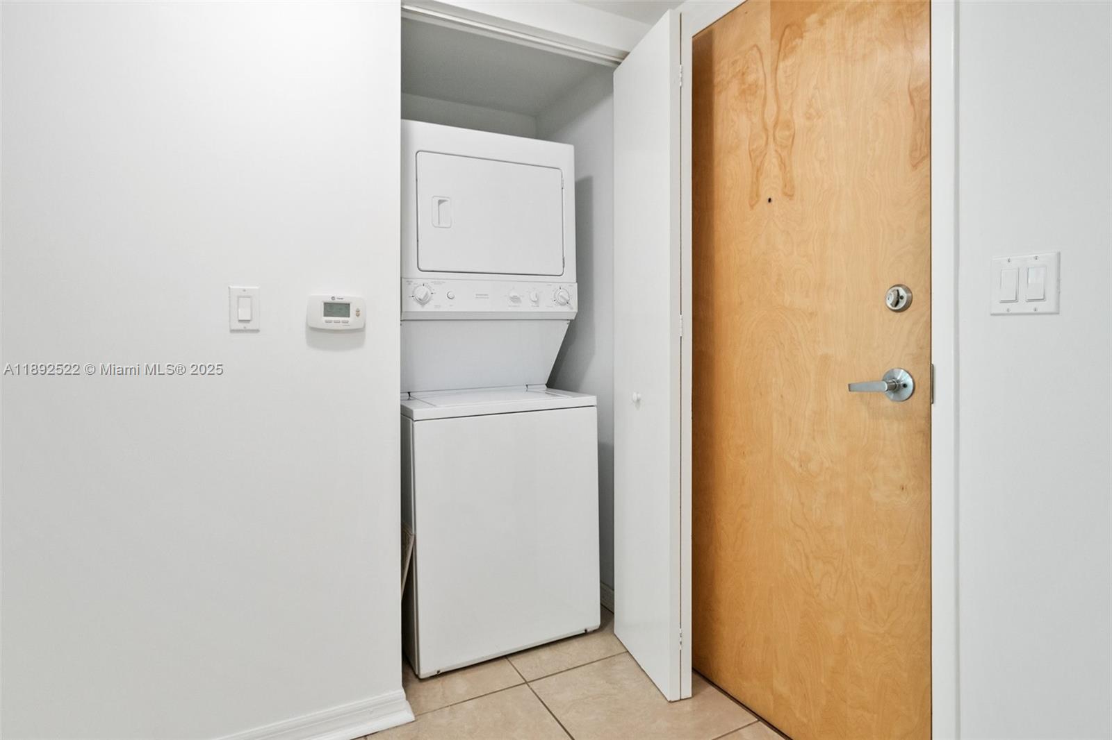 Wind Condo - Residential Lease