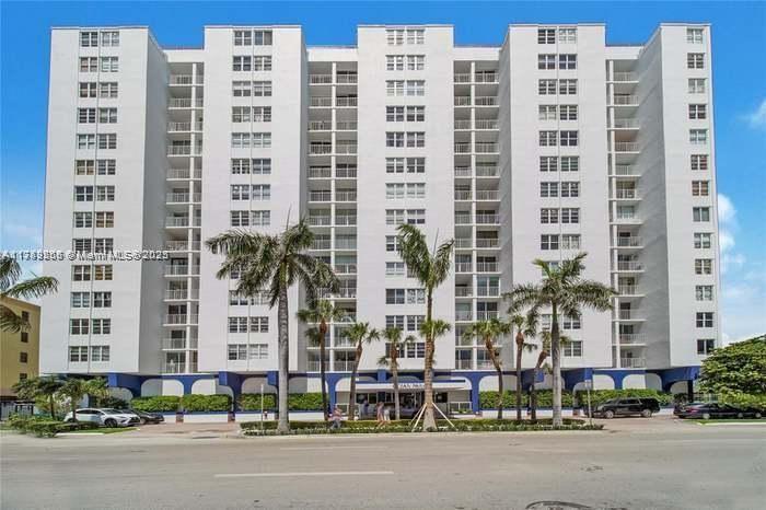 OCEAN PARK CONDO - Residential