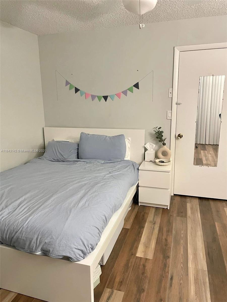 HARVEST SECTION FOUR COND - Residential