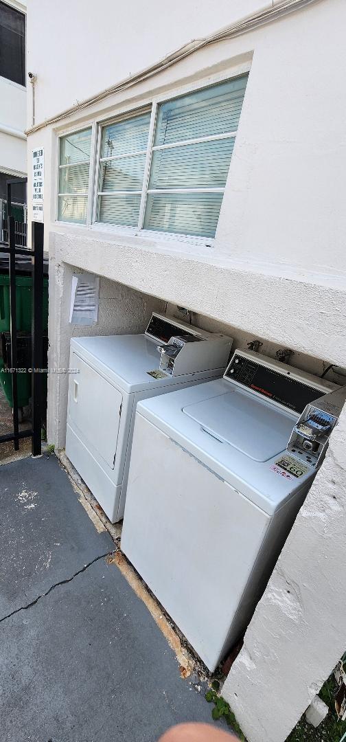 7315 BYRON AVE CONDO - Residential Lease