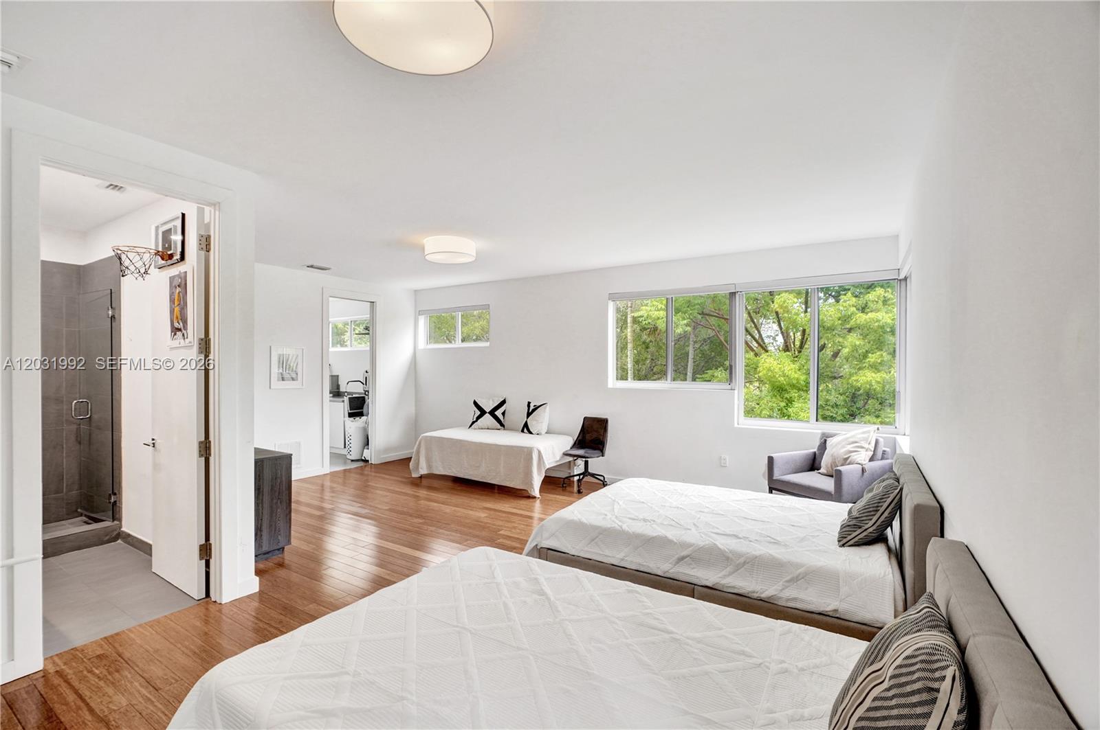 VICTOR HEIGHTS - Residential Lease