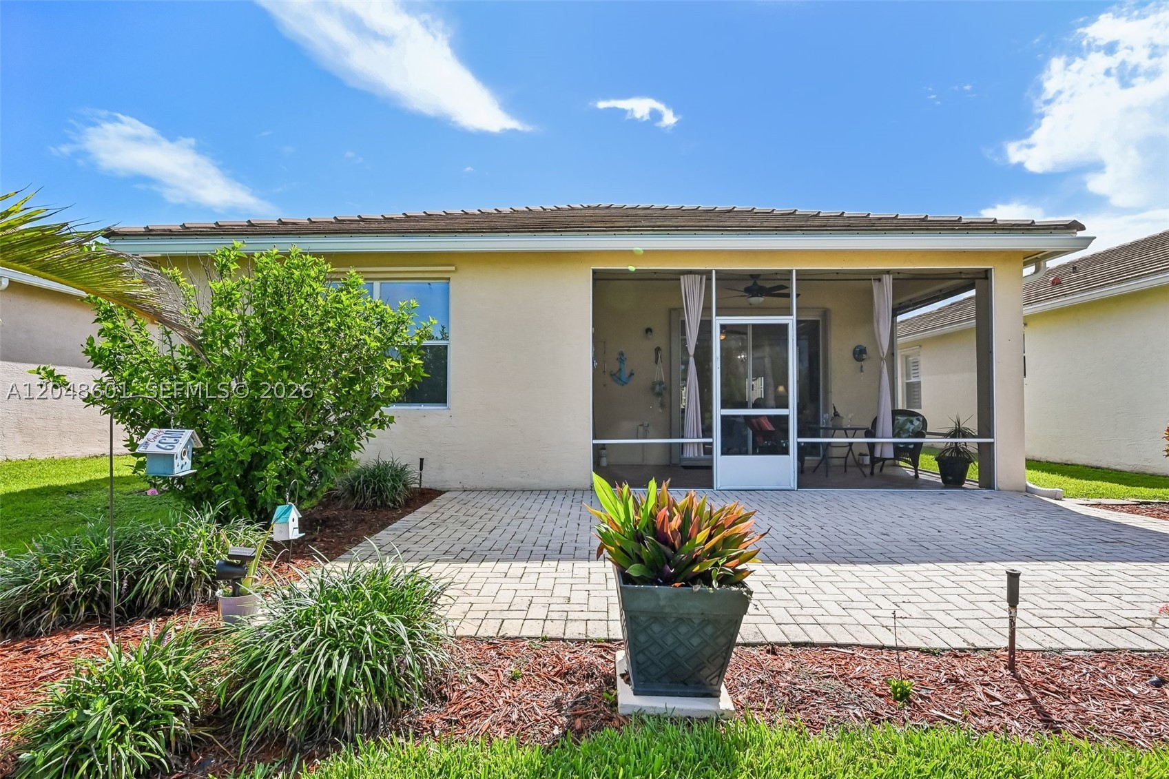 LAKEFOREST POINTE - Residential