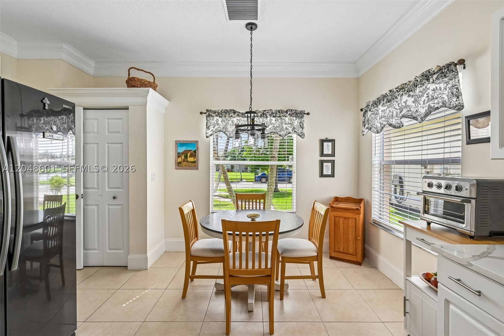 LAKEFOREST POINTE - Residential