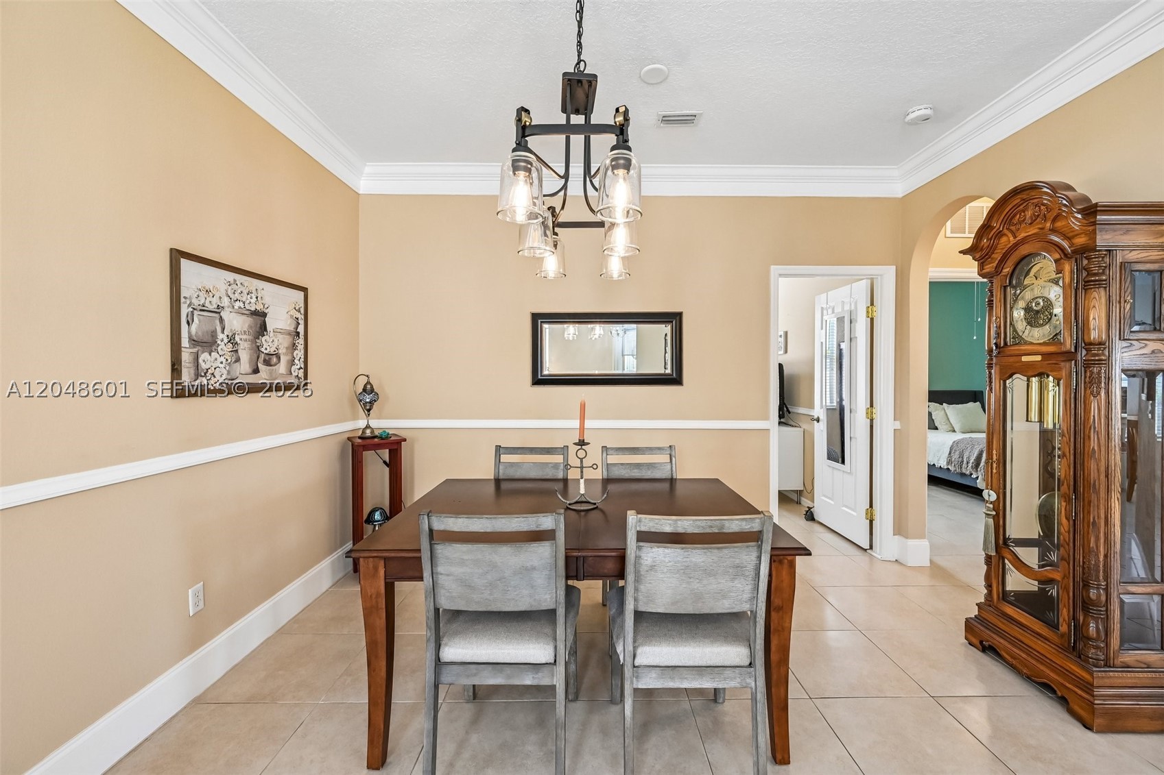 LAKEFOREST POINTE - Residential