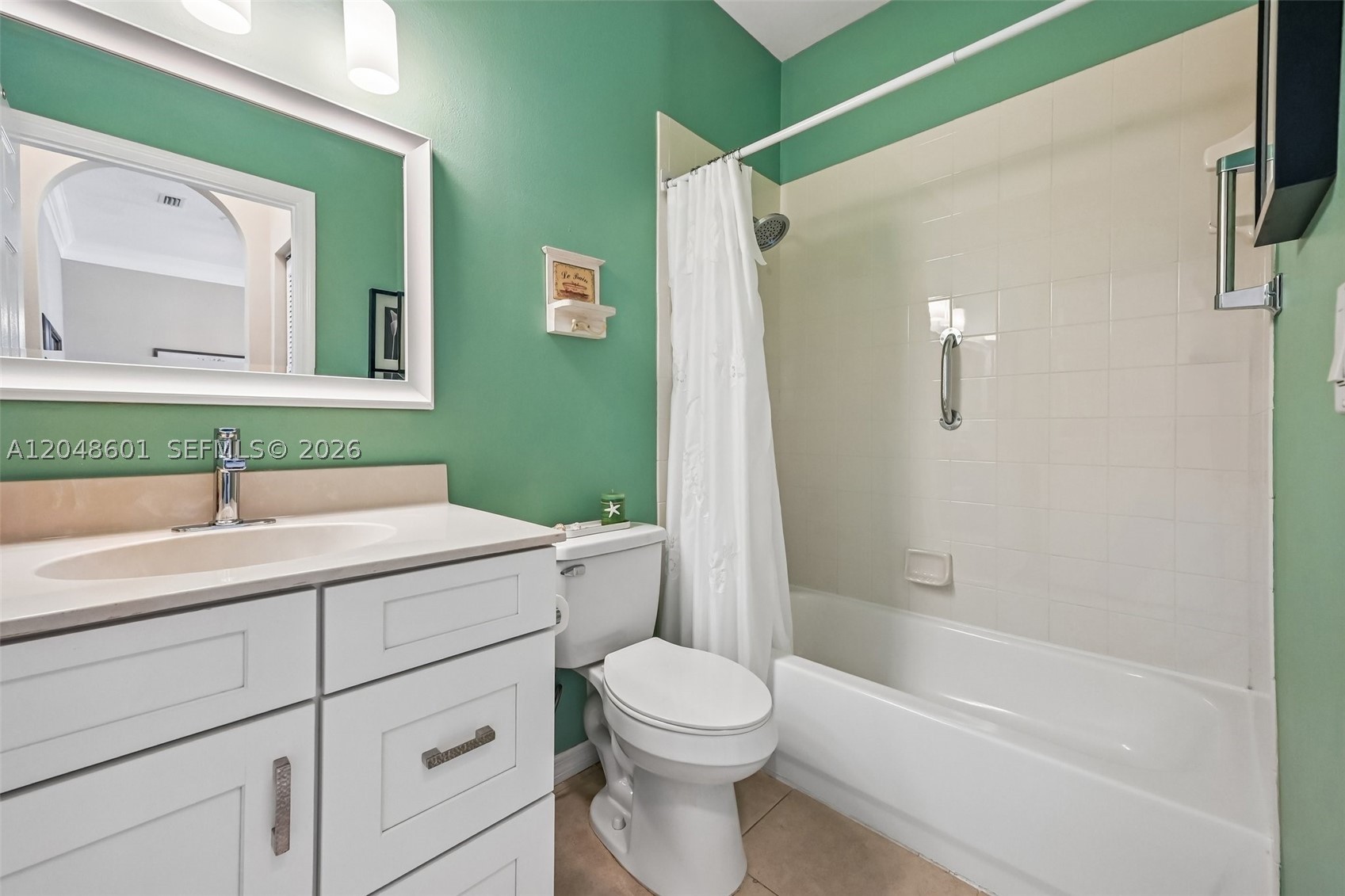LAKEFOREST POINTE - Residential