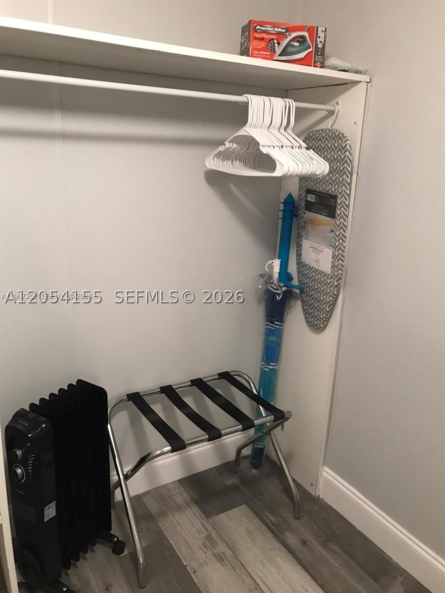 DIPLOMAT GOLF & RACQUET C - Residential Lease