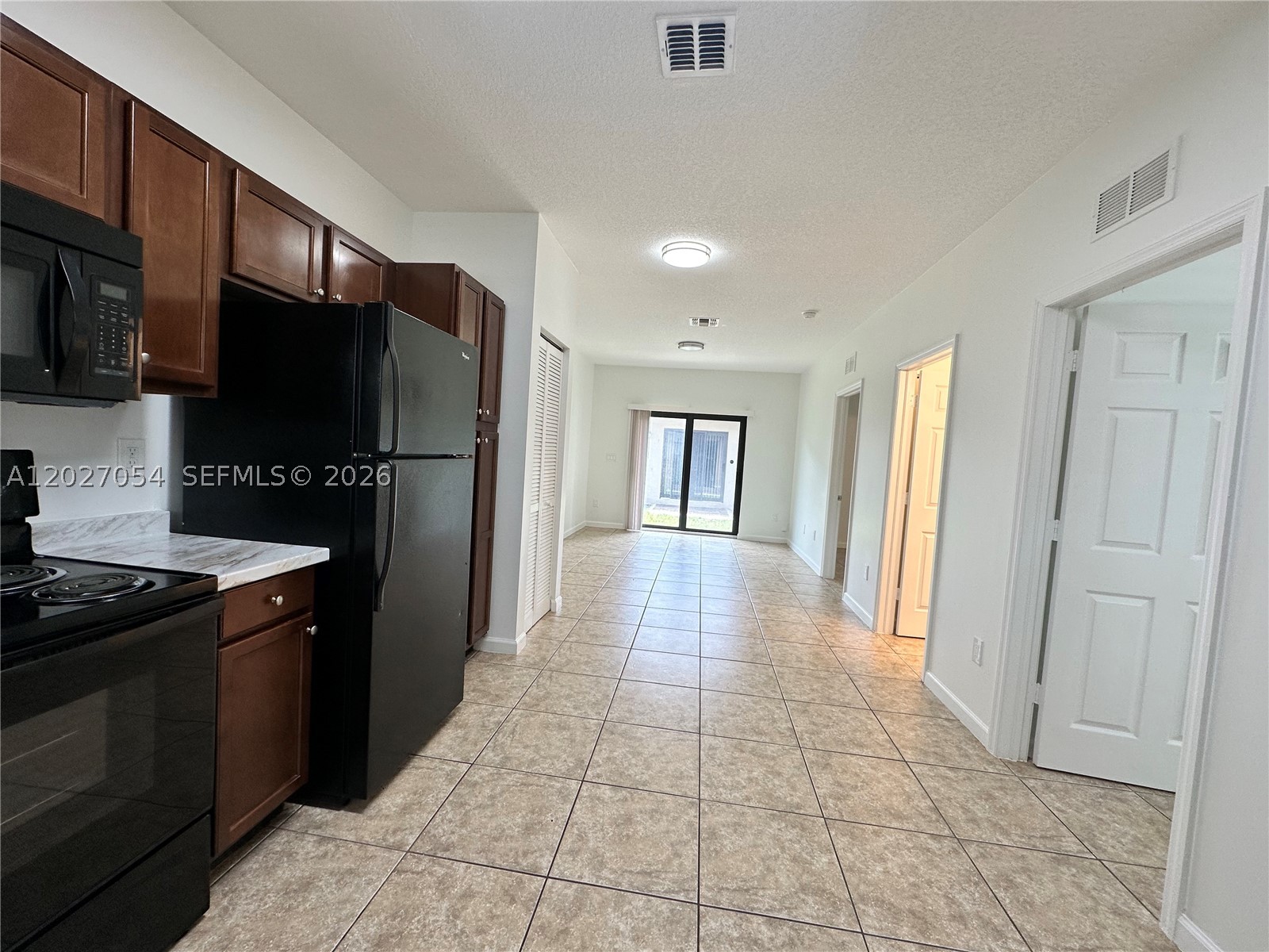 PROGRESSO - Residential Lease