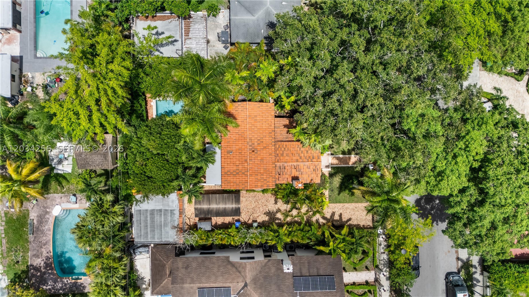 BRICKELL ESTATES - Residential
