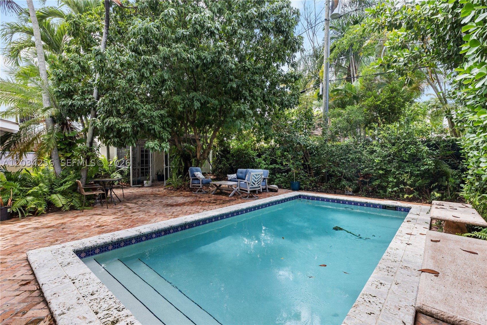 BRICKELL ESTATES - Residential