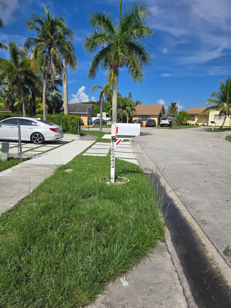COMFORT VILLAS 1ST ADDN - Residential