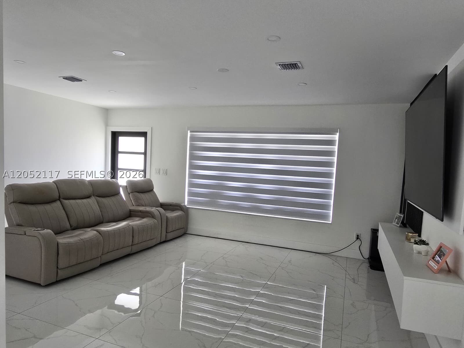 PASADENA LAKES SOUTH - Residential Lease