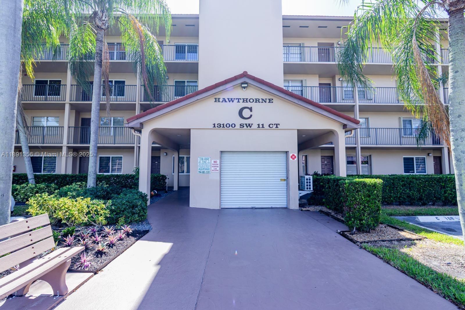 HAWTHORNE AT CENTURY VILL - Residential