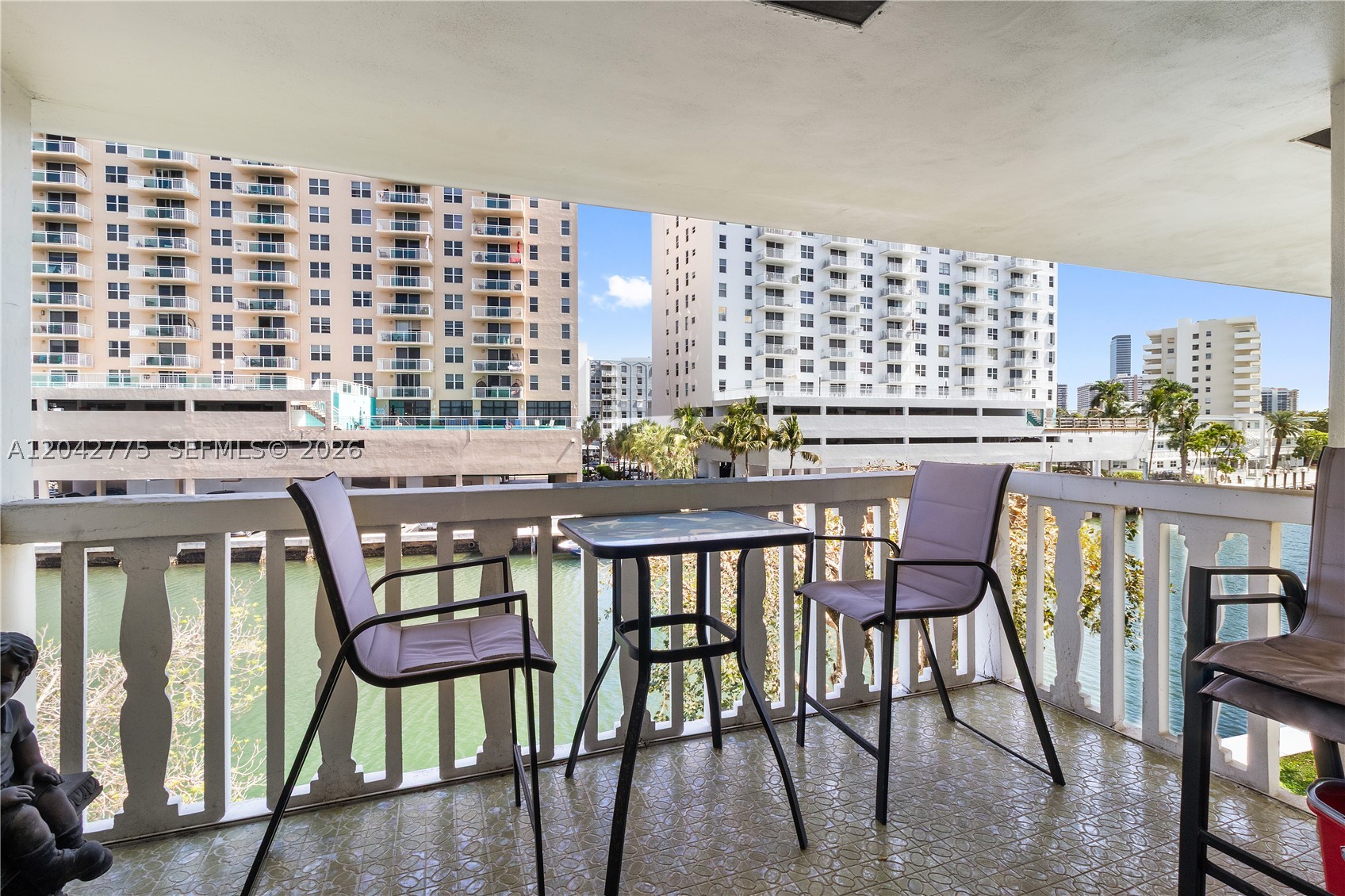 ISLE OF PARADISE CO-OP - Residential