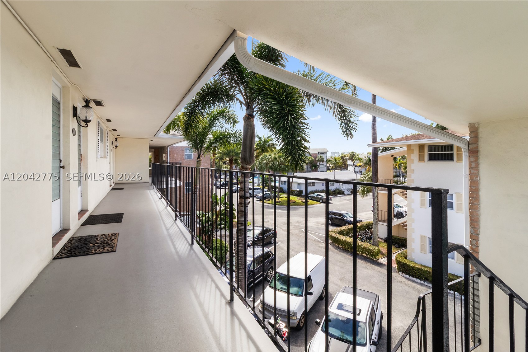 ISLE OF PARADISE CO-OP - Residential