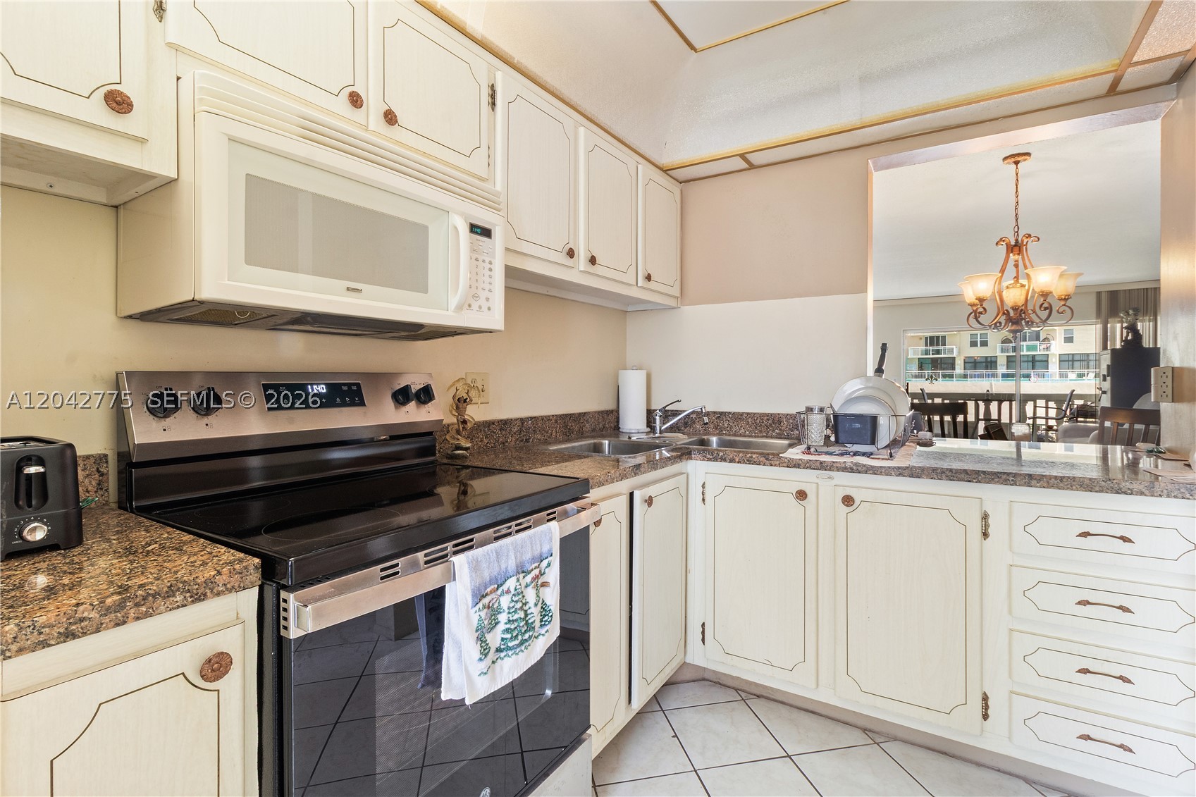 ISLE OF PARADISE CO-OP - Residential