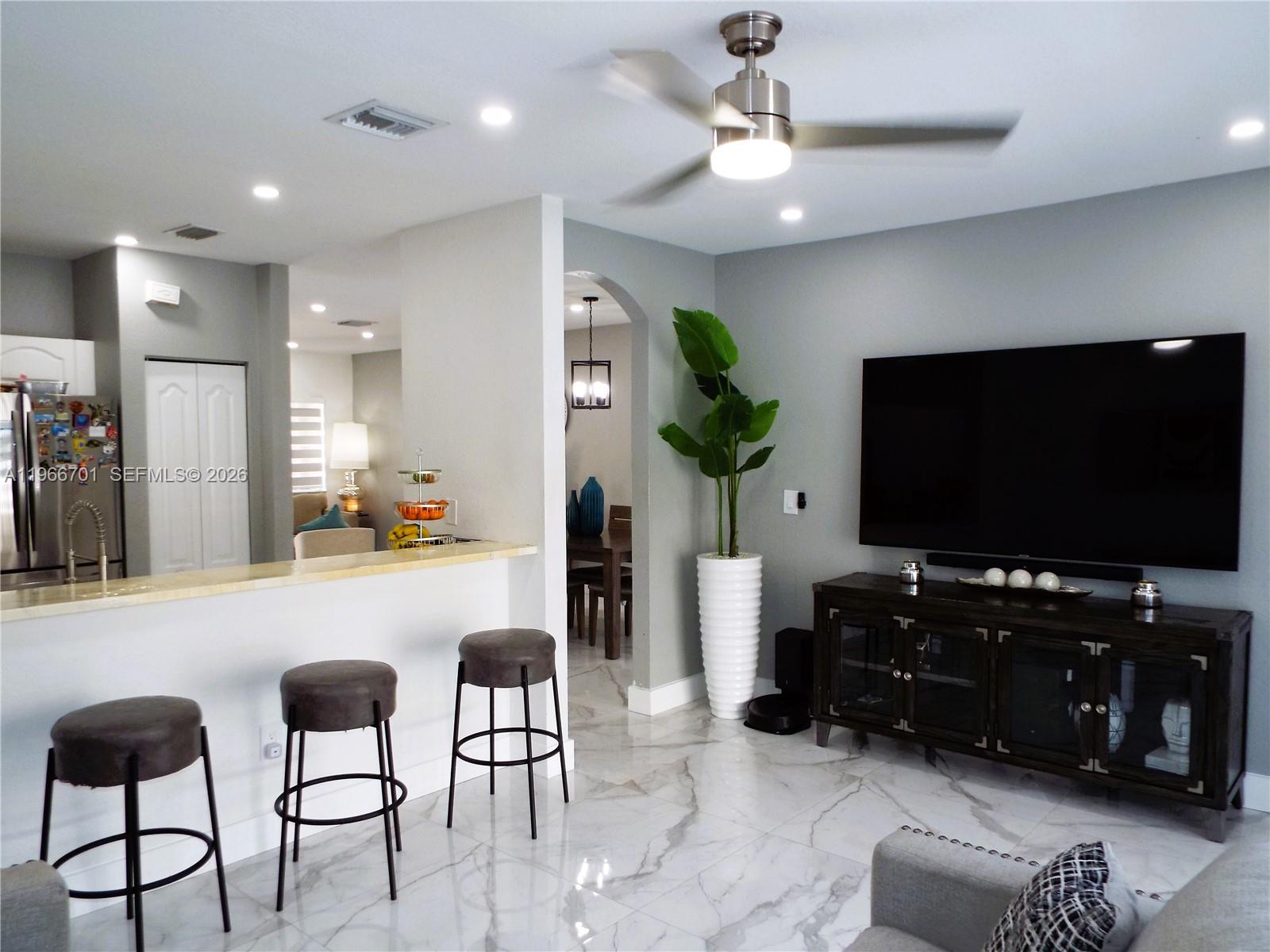 SANTA BARBARA - Residential