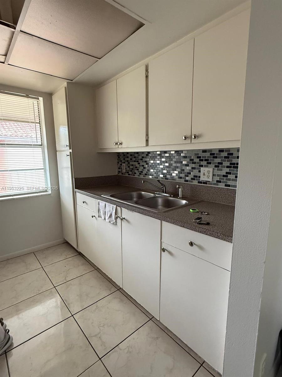 SILVER PALMS CONDO - Residential