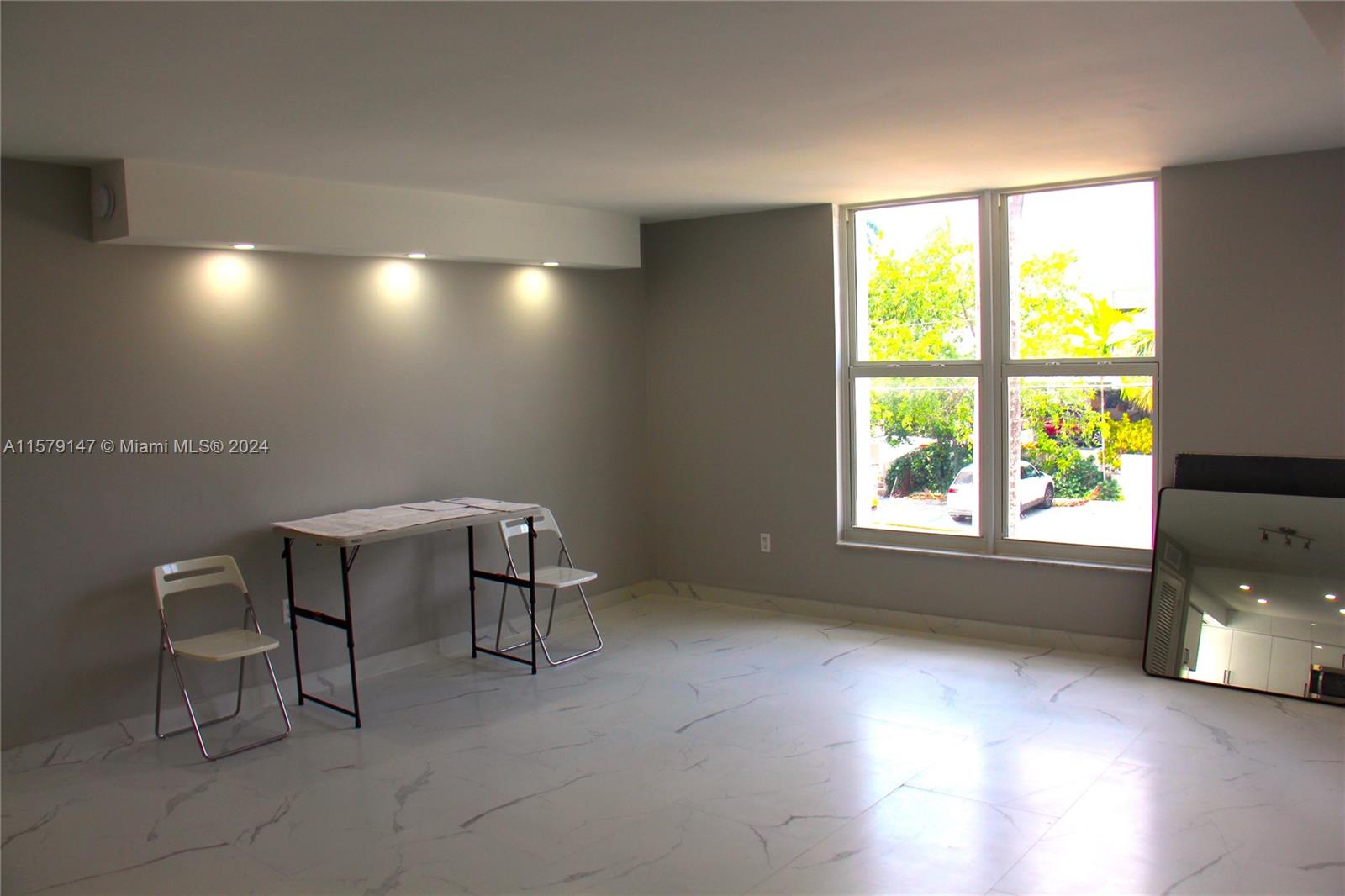 THE ATRIUM CONDO - Residential Lease