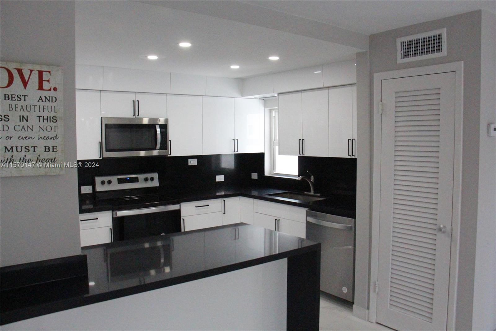 THE ATRIUM CONDO - Residential Lease