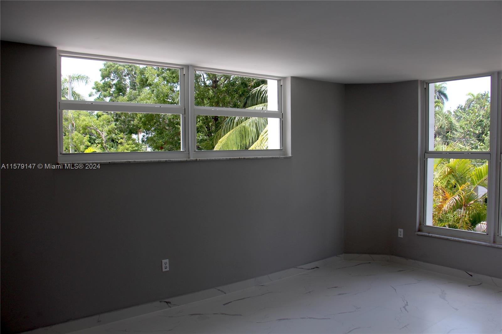 THE ATRIUM CONDO - Residential Lease