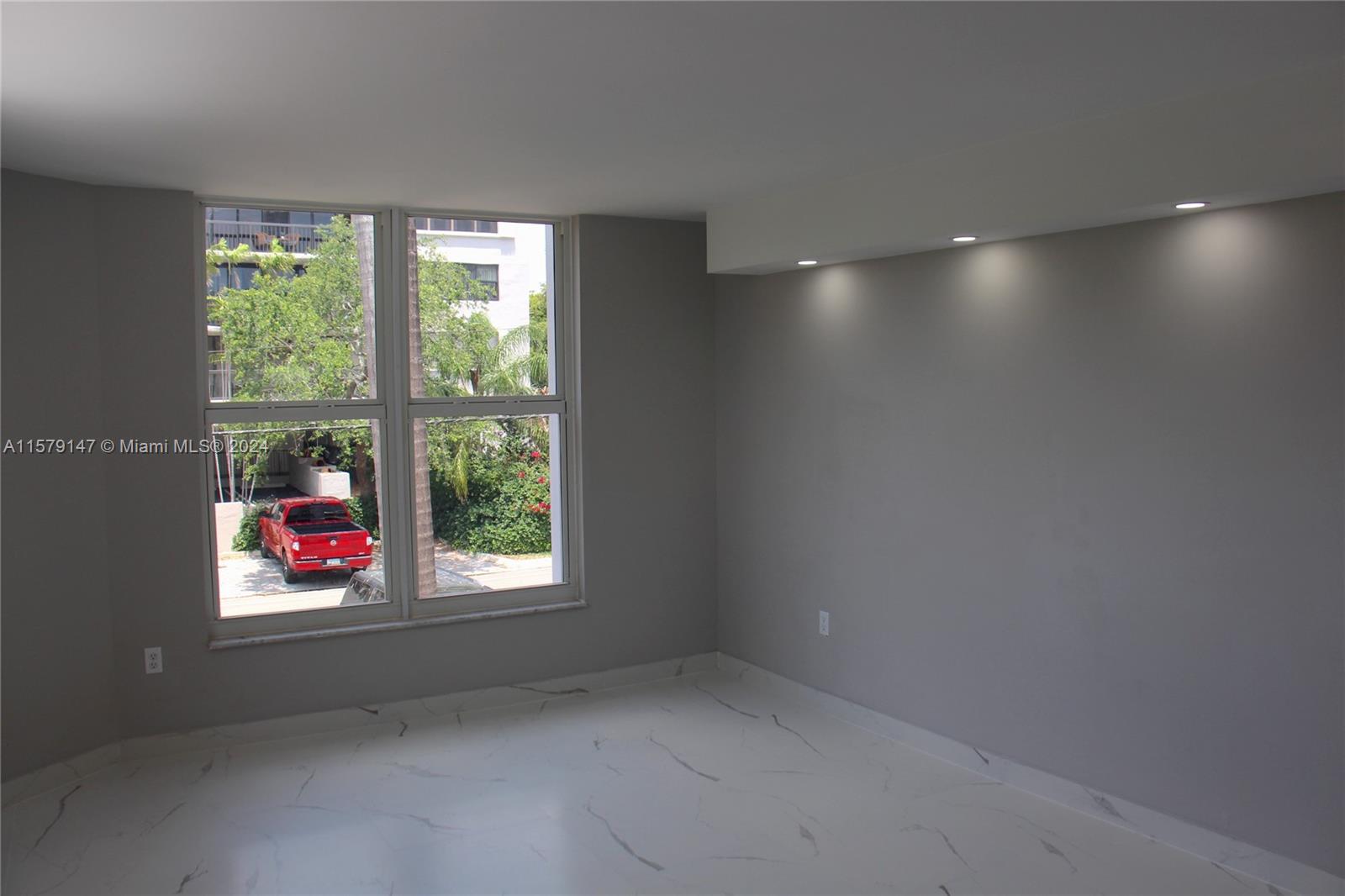 THE ATRIUM CONDO - Residential Lease