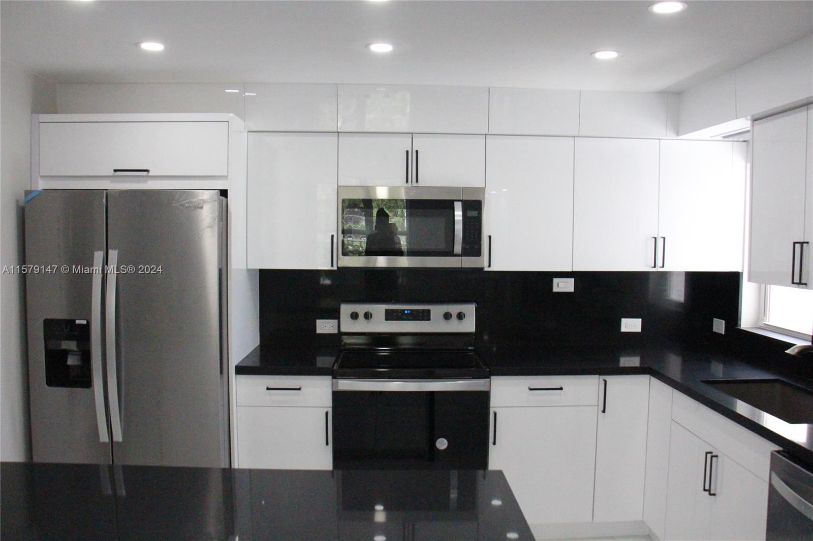 THE ATRIUM CONDO - Residential Lease