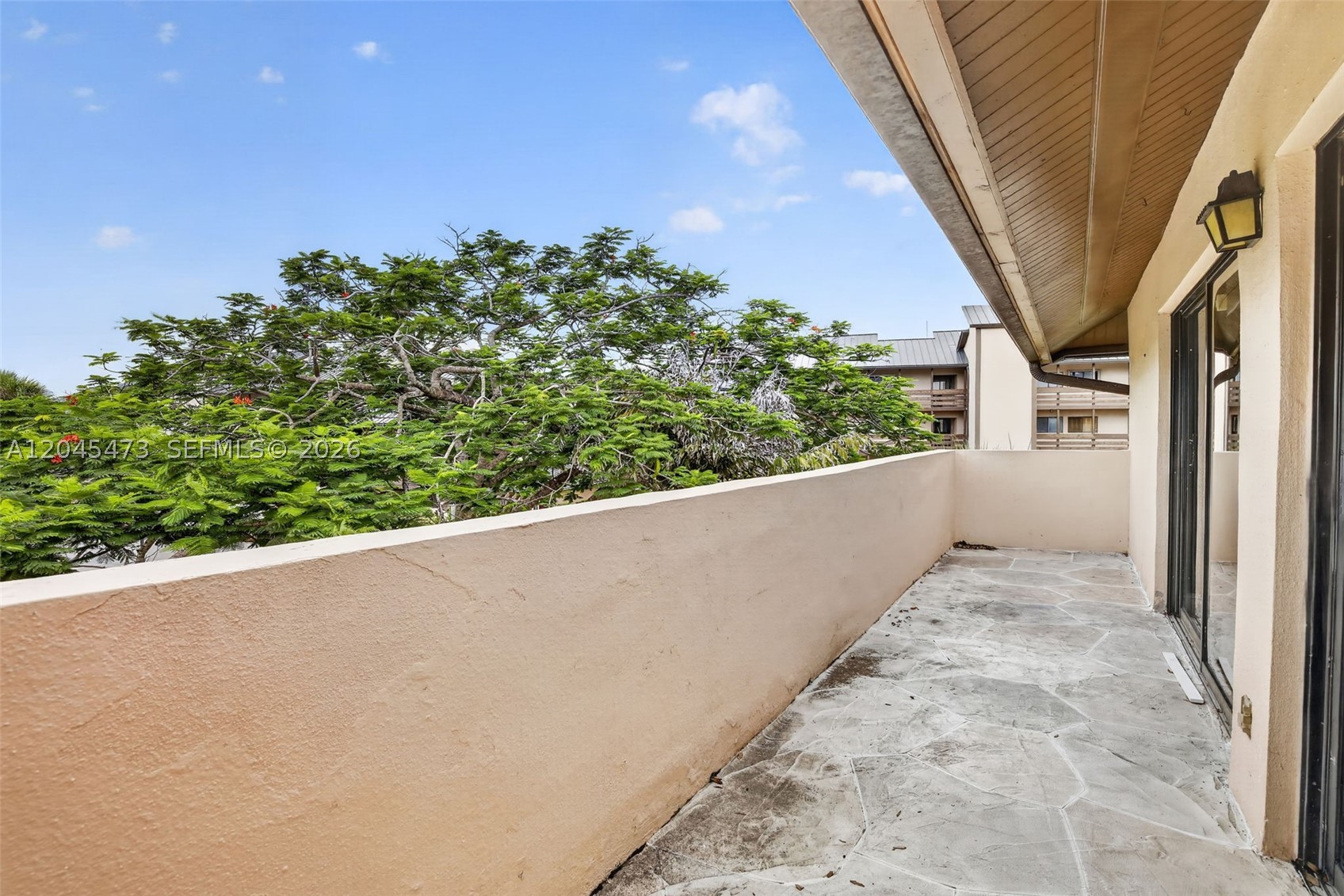 FOUNTAINS OF JACARANDA CO - Residential