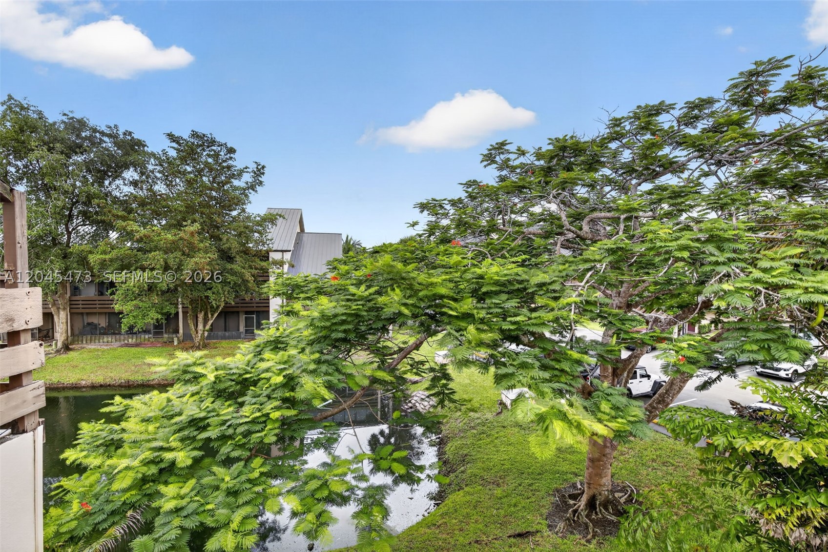 FOUNTAINS OF JACARANDA CO - Residential