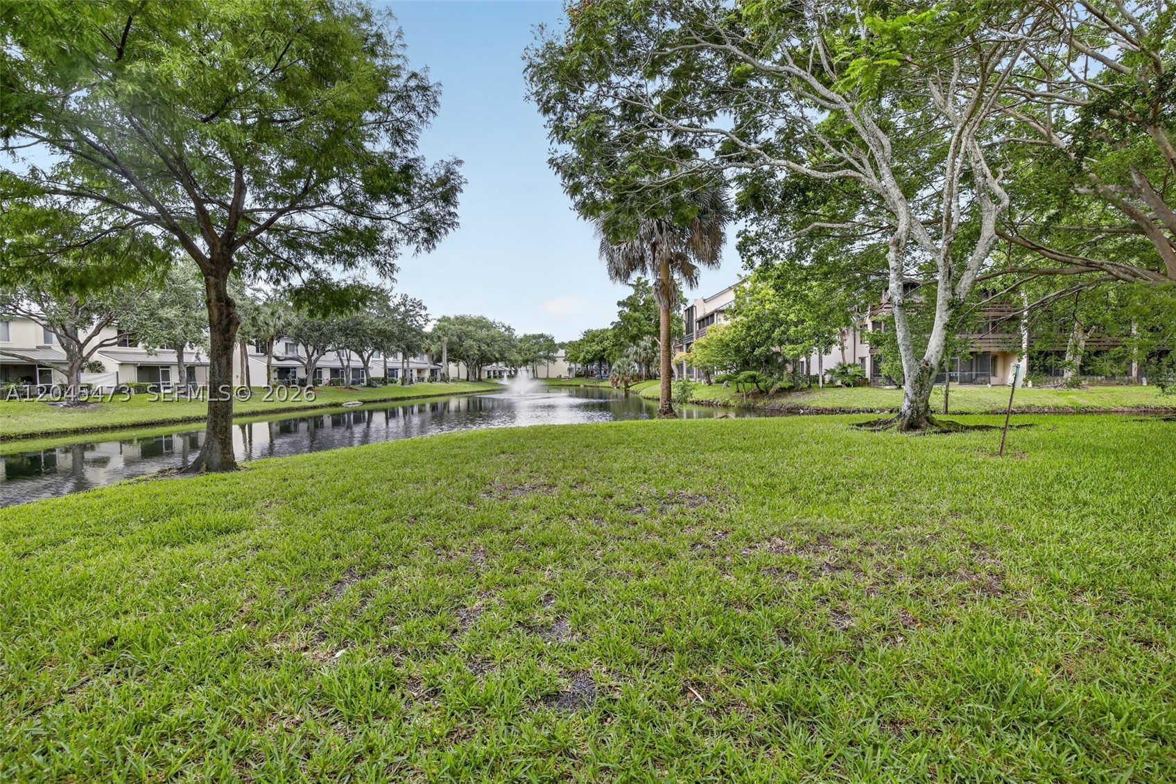 FOUNTAINS OF JACARANDA CO - Residential