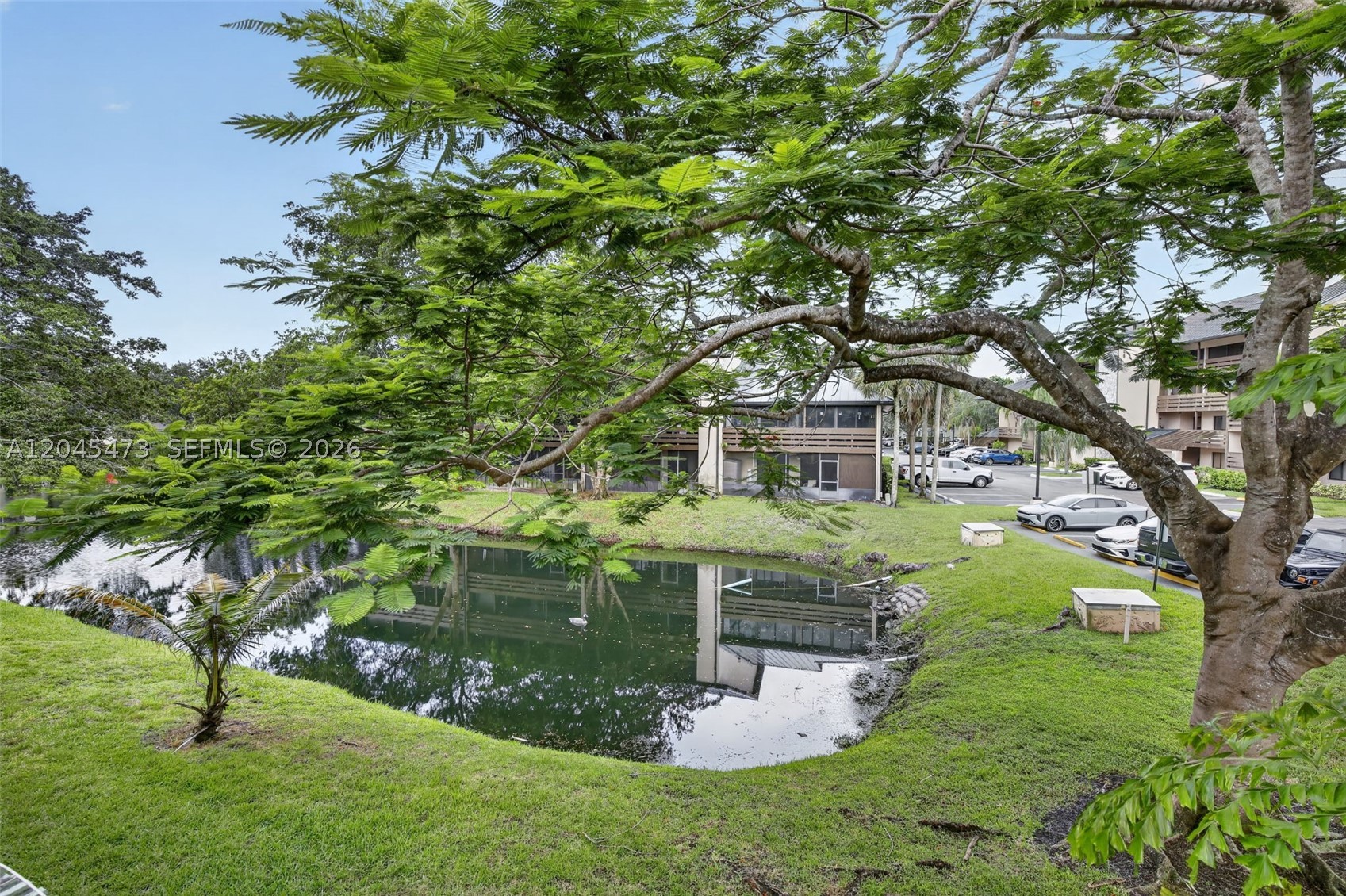 FOUNTAINS OF JACARANDA CO - Residential