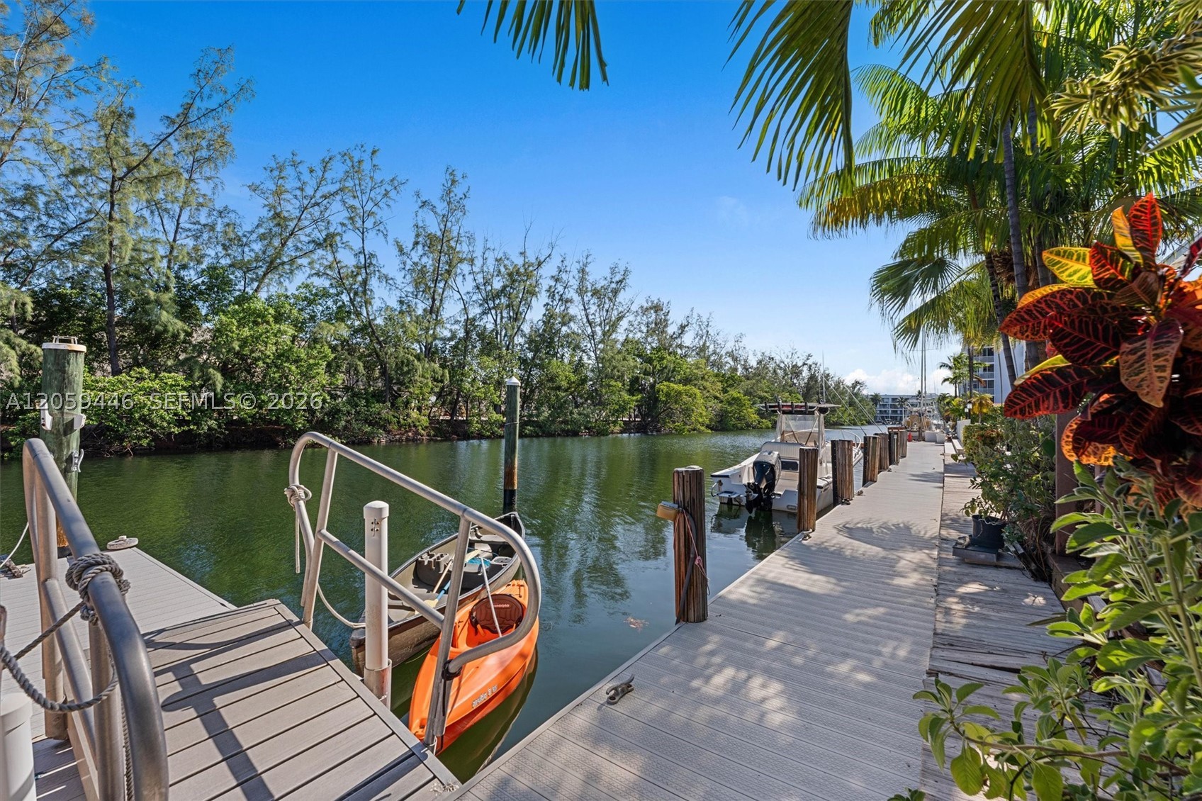 EASTERN SHORES 2ND ADDN - Residential