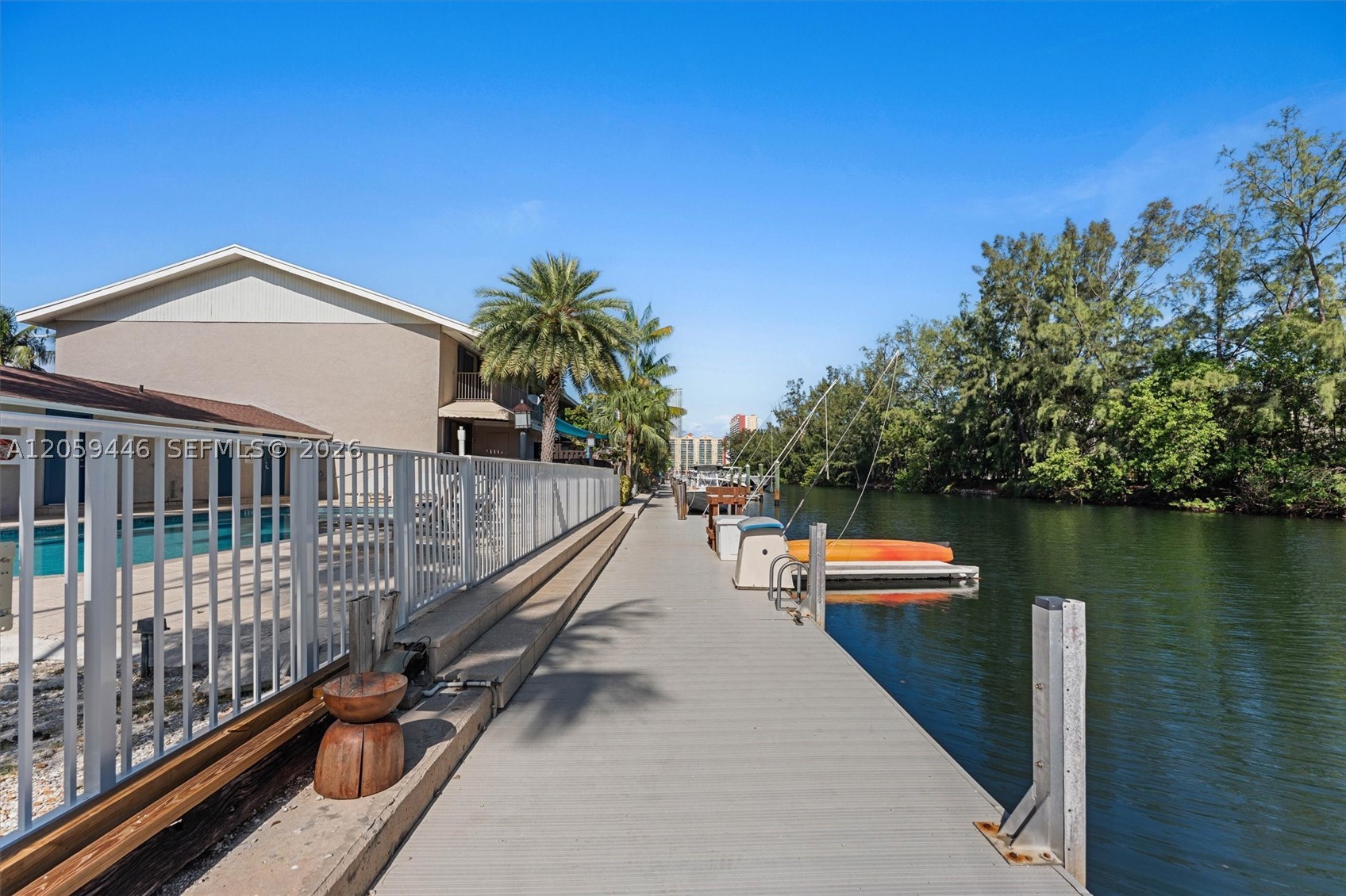 EASTERN SHORES 2ND ADDN - Residential