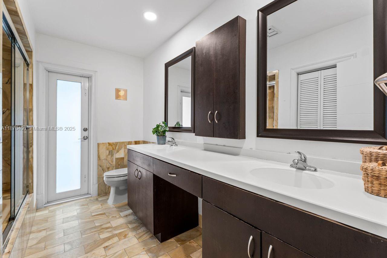 REGAL PARK ESTS 1ST ADDN - Residential Lease