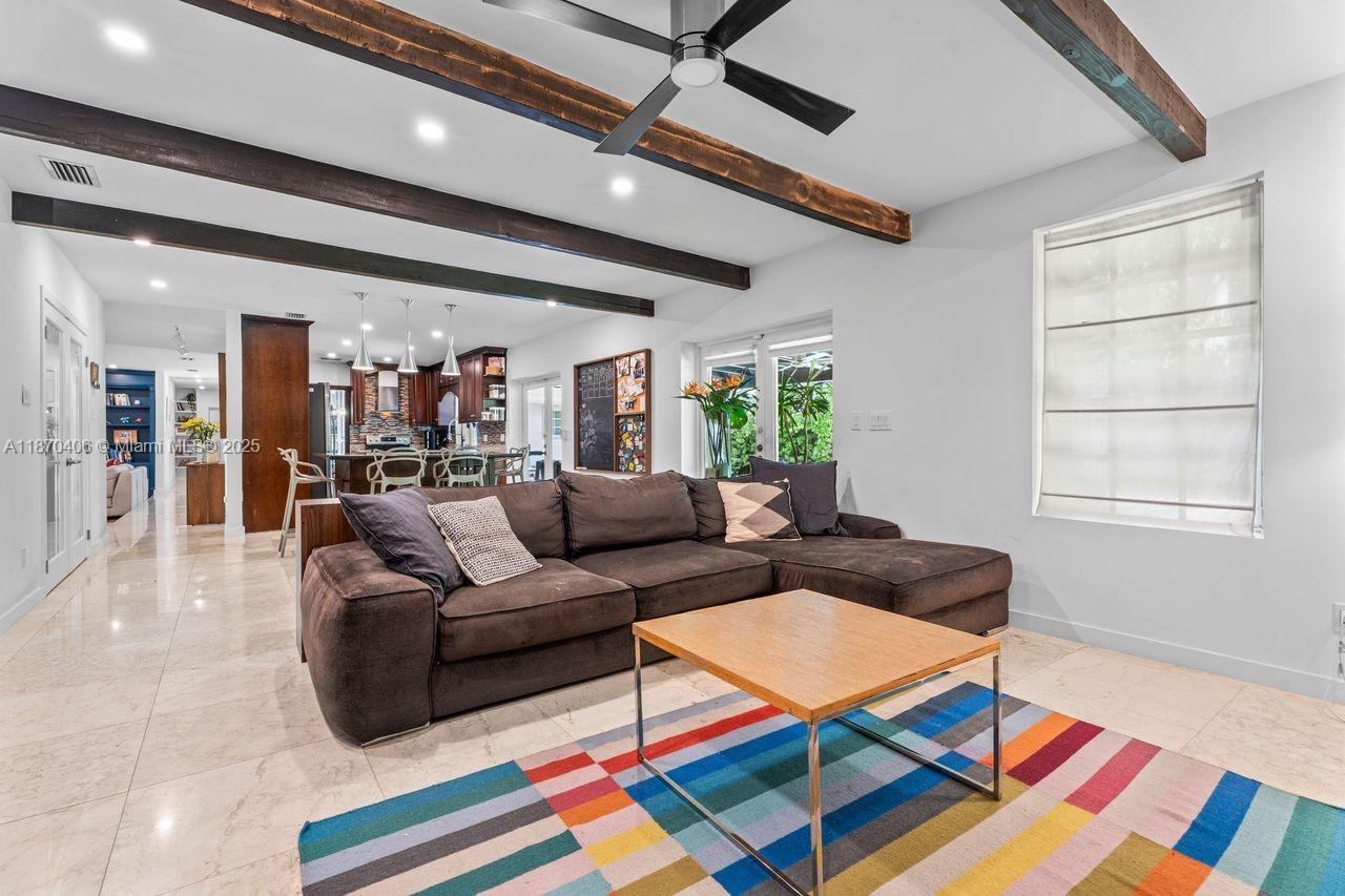REGAL PARK ESTS 1ST ADDN - Residential Lease