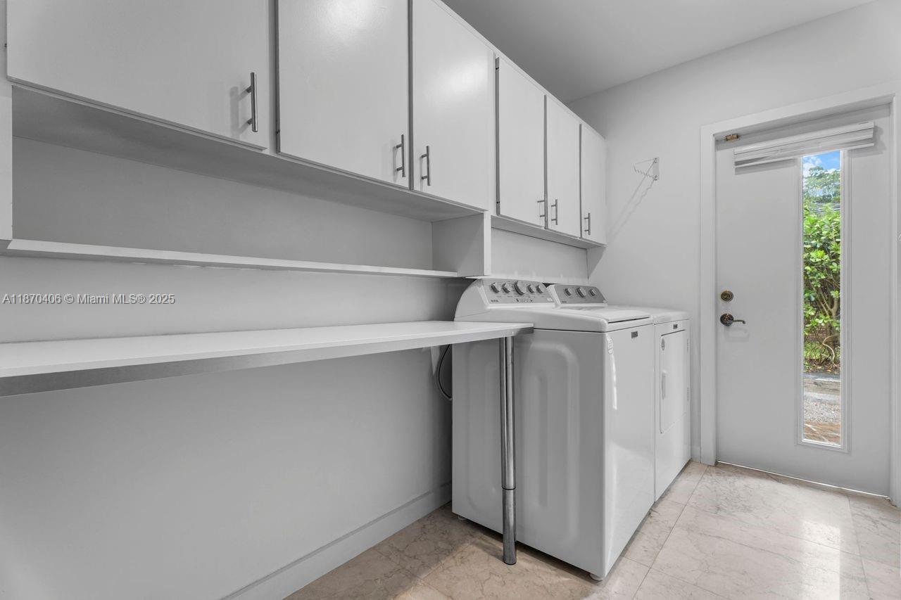 REGAL PARK ESTS 1ST ADDN - Residential Lease