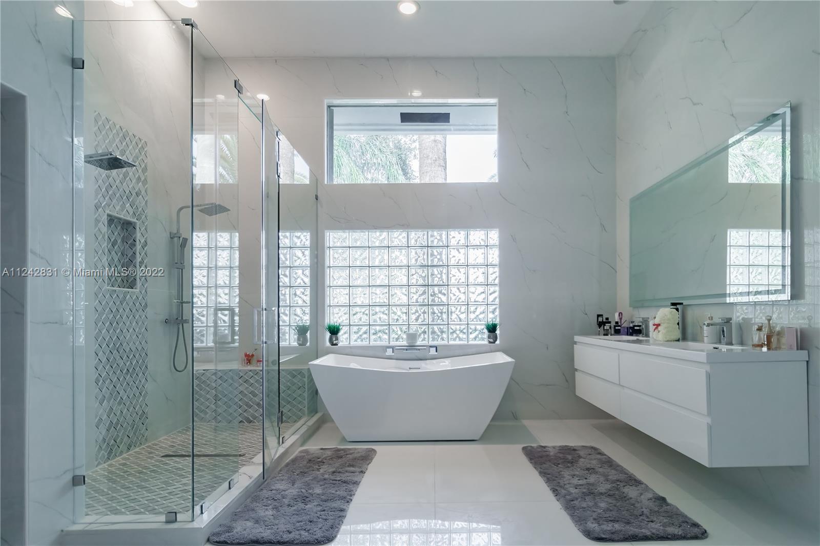 JACARANDA PARCEL 614 - Residential Lease