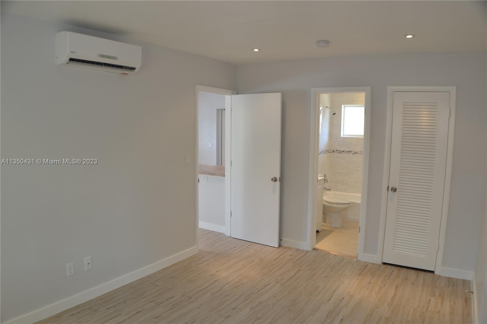 EVERGLADE LAND SALES CO - Residential Lease