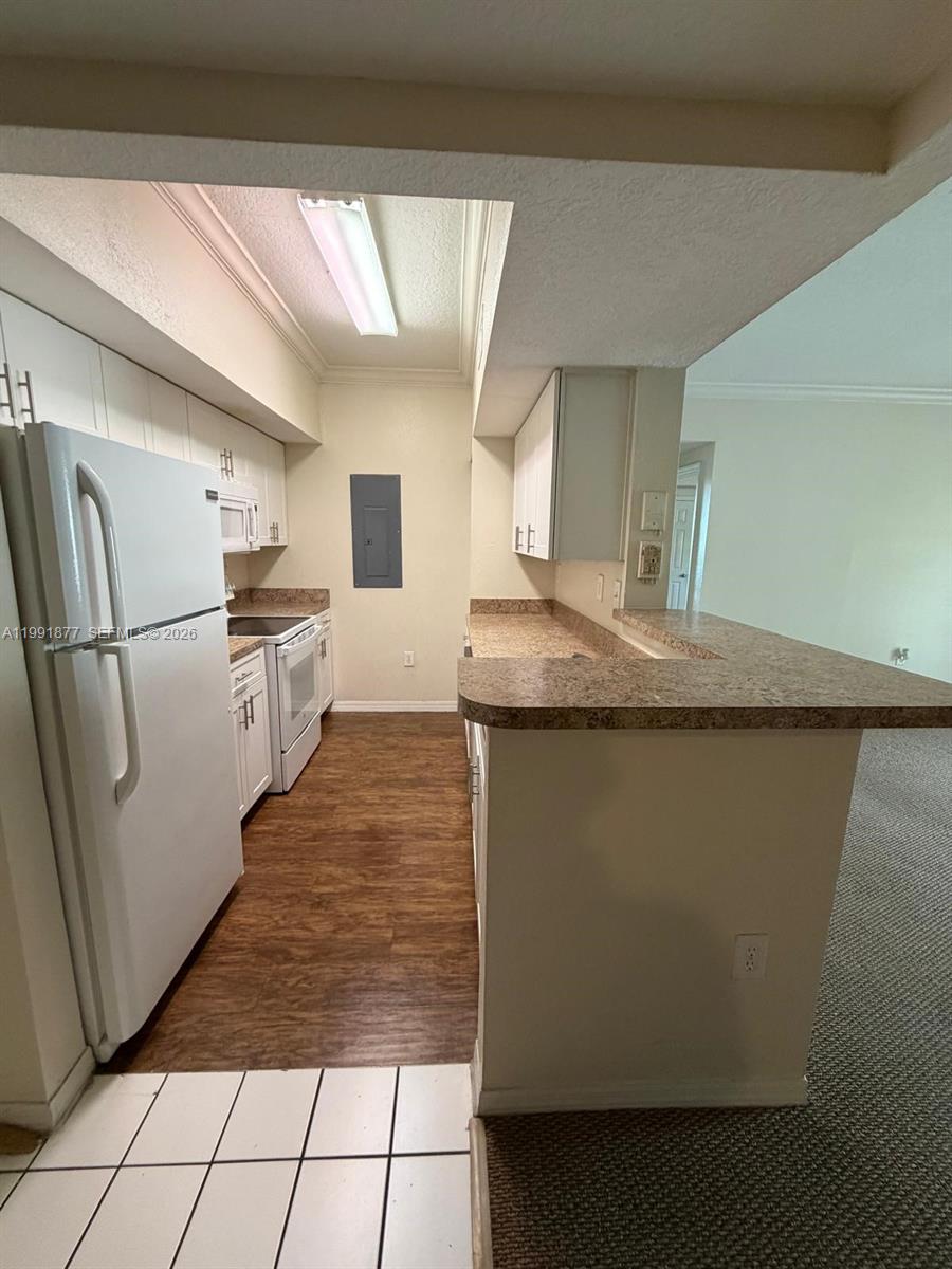 MARQUESA CONDO SUB - Residential