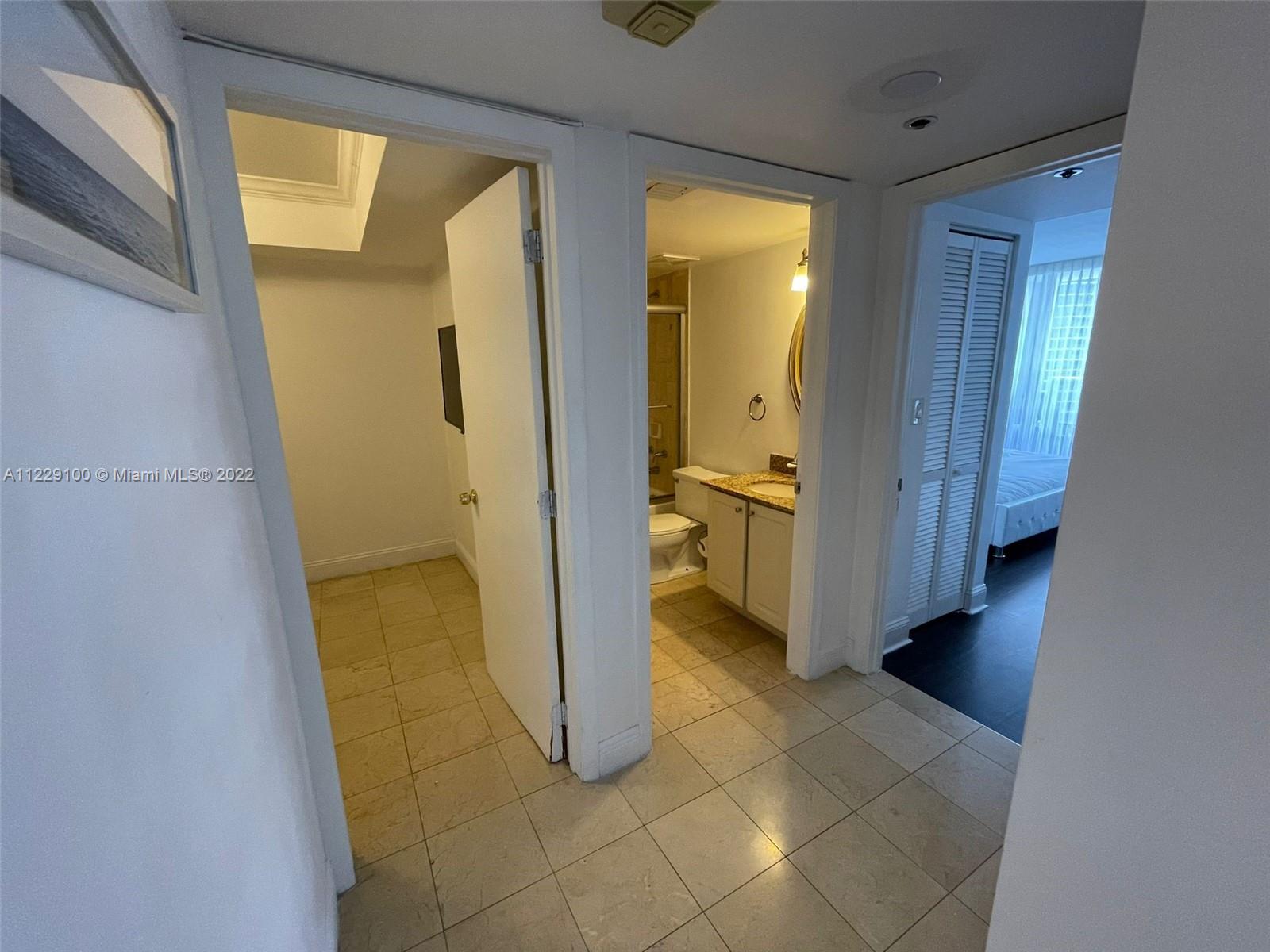 VENETIA CONDO - Residential