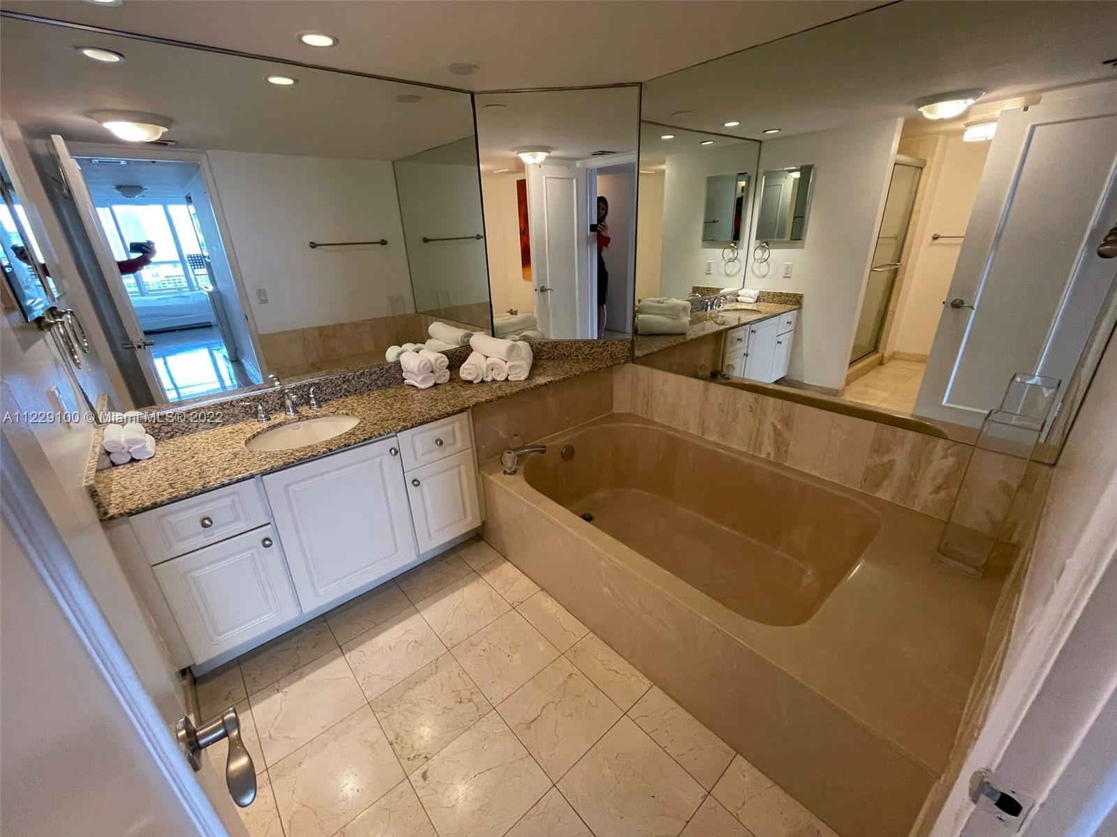 VENETIA CONDO - Residential