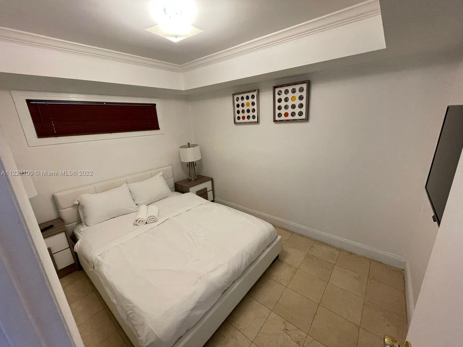 VENETIA CONDO - Residential