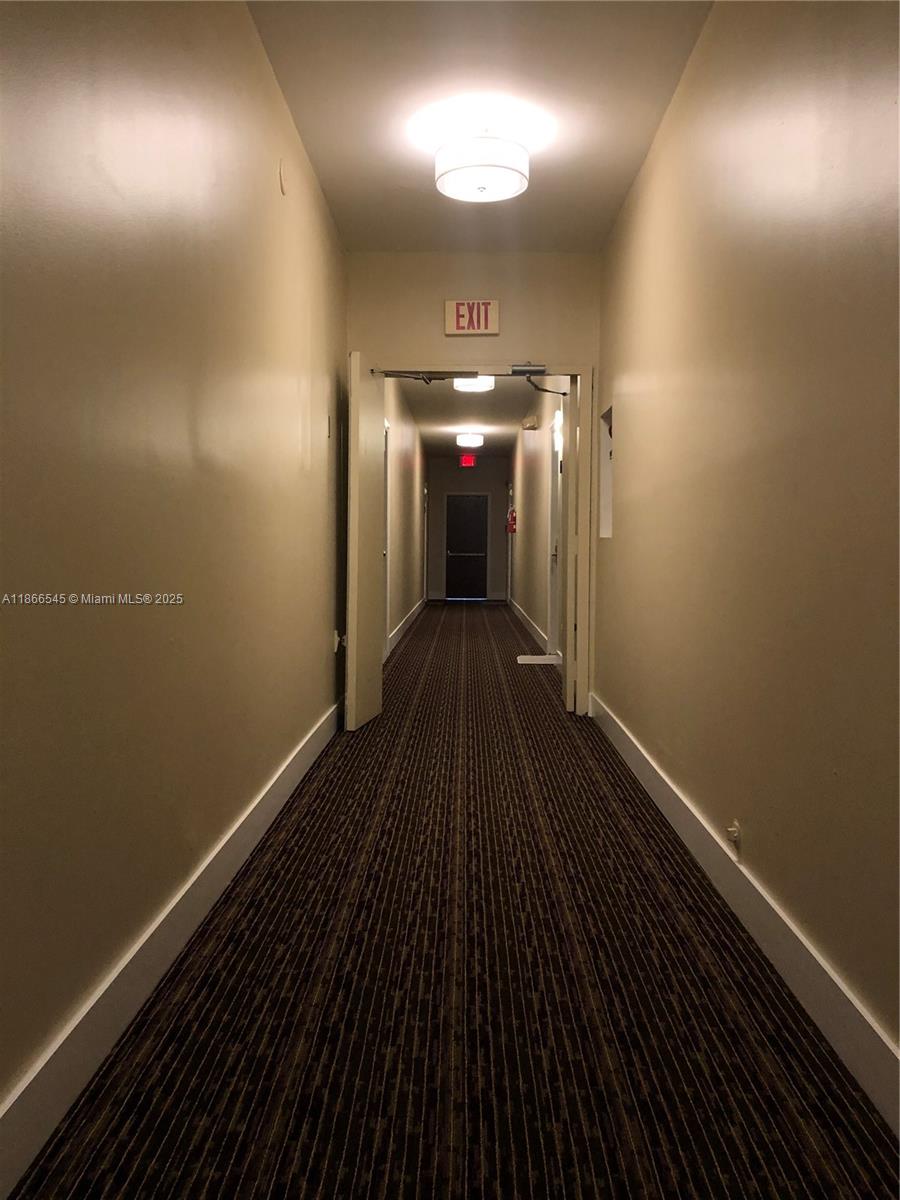 THE FLAMINGO CONDO - Residential Lease